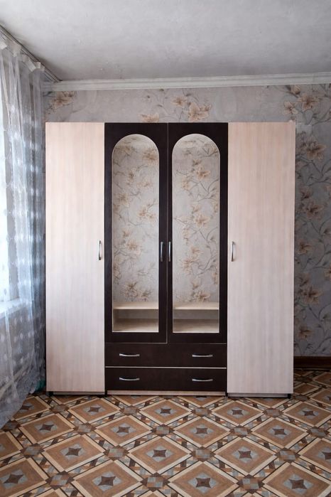 Продам шкаф в хорошем состоянии