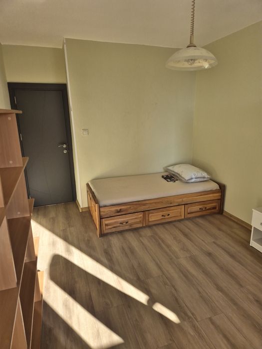 Дава се под наем Четиристаен апартамент в Пловдив, Централна гара - 98 кв.м за 612 € - Снимка #10