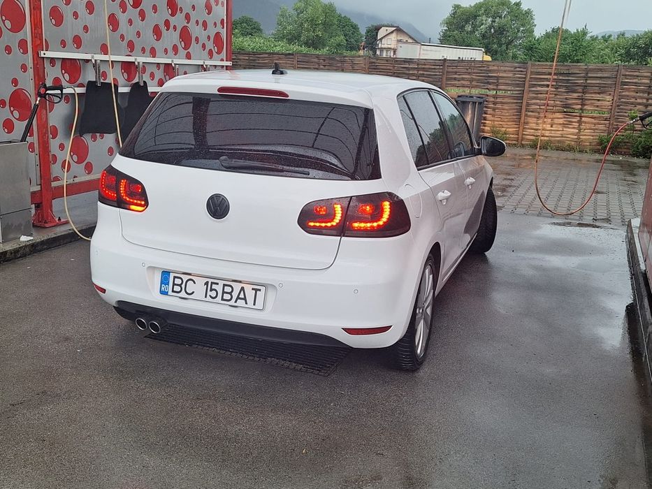 VOLKSWAGEN Golf 2010 — imagine 2