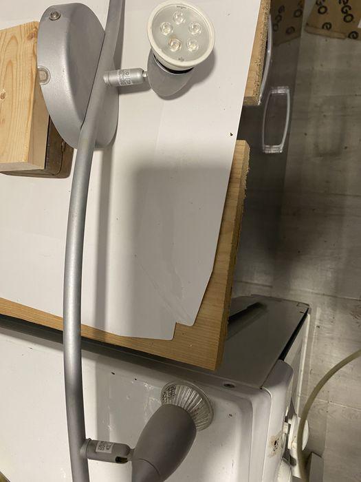 Lustra nordica argintiu grizat cu 3 becuri rotunde