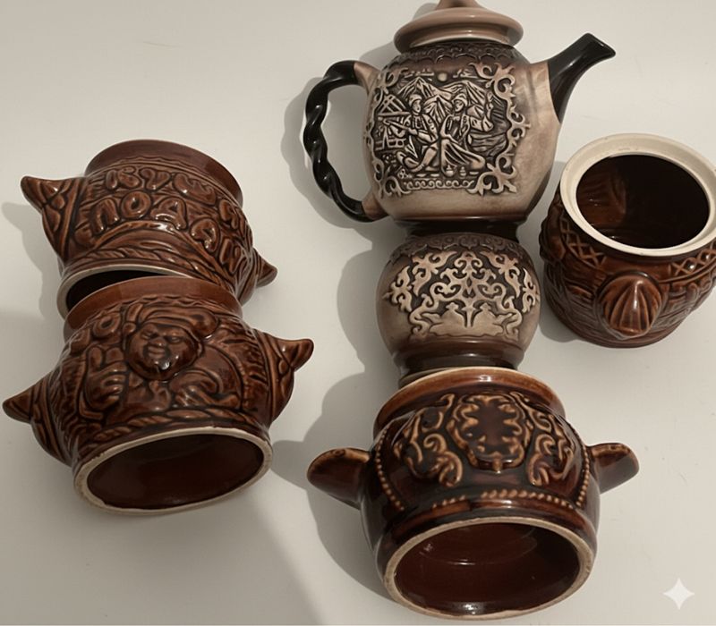 Керамический этно-набор: барельефный чайник, горшочки, пиала