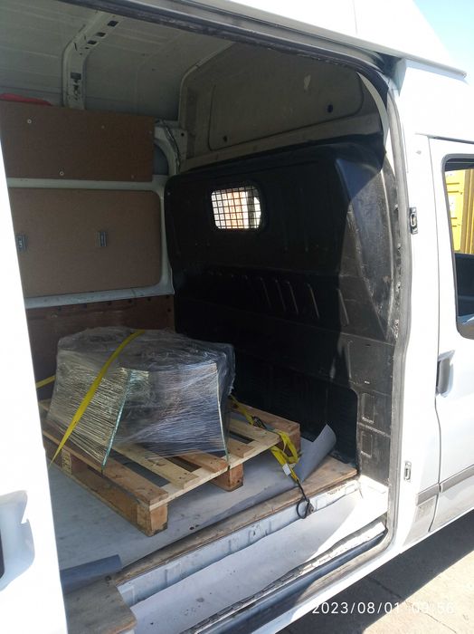 Предлагам транспортни услуги за Варна (25-30лв) и в страната