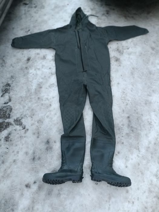 Спец одежда комбинизон размер подошвы 44