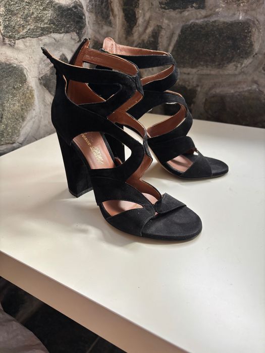 Дамски обувки на ток