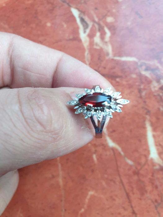 Inel Aur 18k cu Rubin Natural diamante