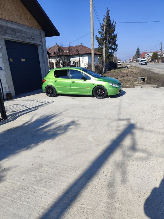 Peugeot 307  ---2.0 hdi-130cp Custom