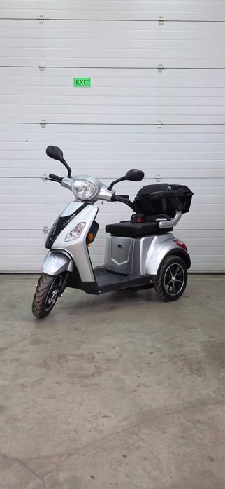 Tricicletă electrică