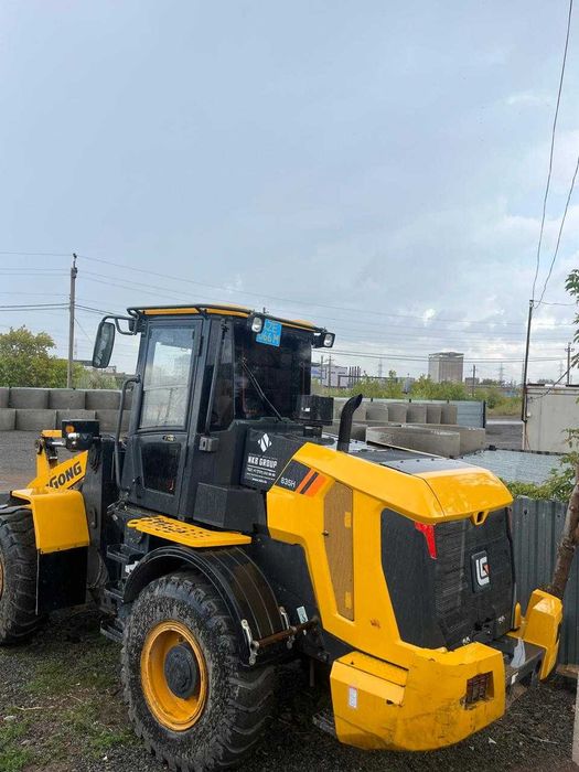 Фронтальный погрузчик LiuGong