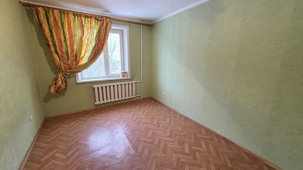 Продаю 2-х ком Кв в 7 микрорайоне д.9