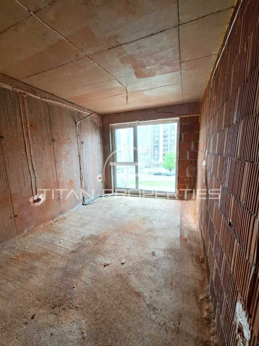 Продава се Тристаен апартамент в Пловдив, Тракия - 117 кв.м за 1419 €/кв.м - Снимка #2