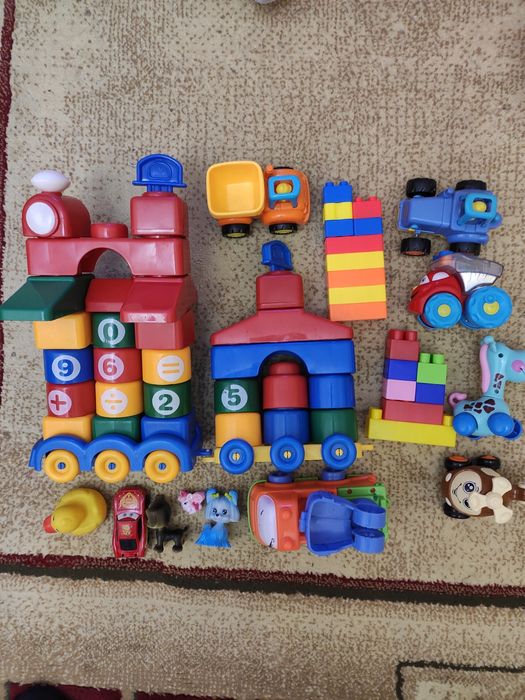 Игрушки разные для детей