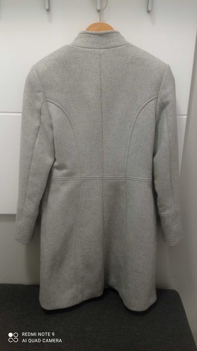 Сиво палто на Пагане