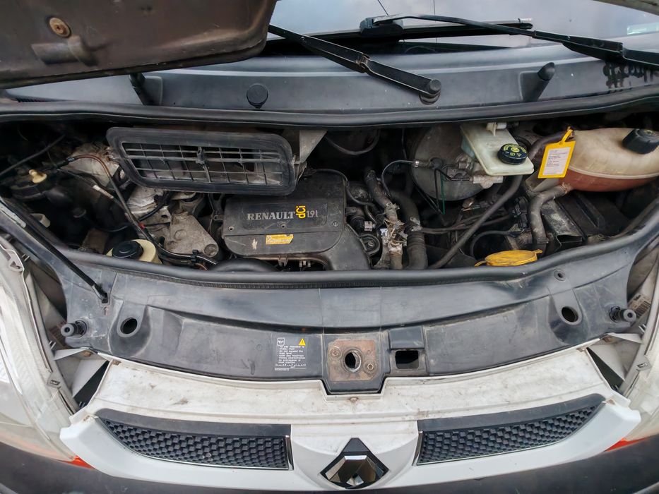 Vând & schimb Renault trafic