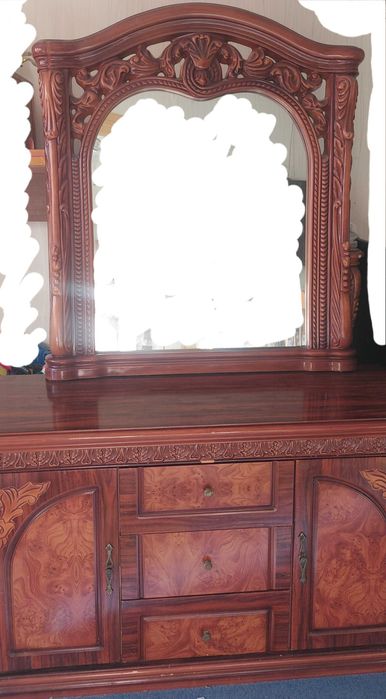 Спальный гарнитур срочно