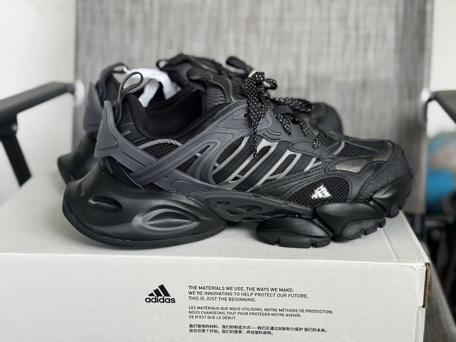 Adidas XLG Deluxe