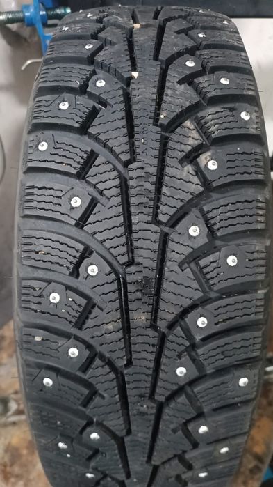 Продаётся шина 15000
