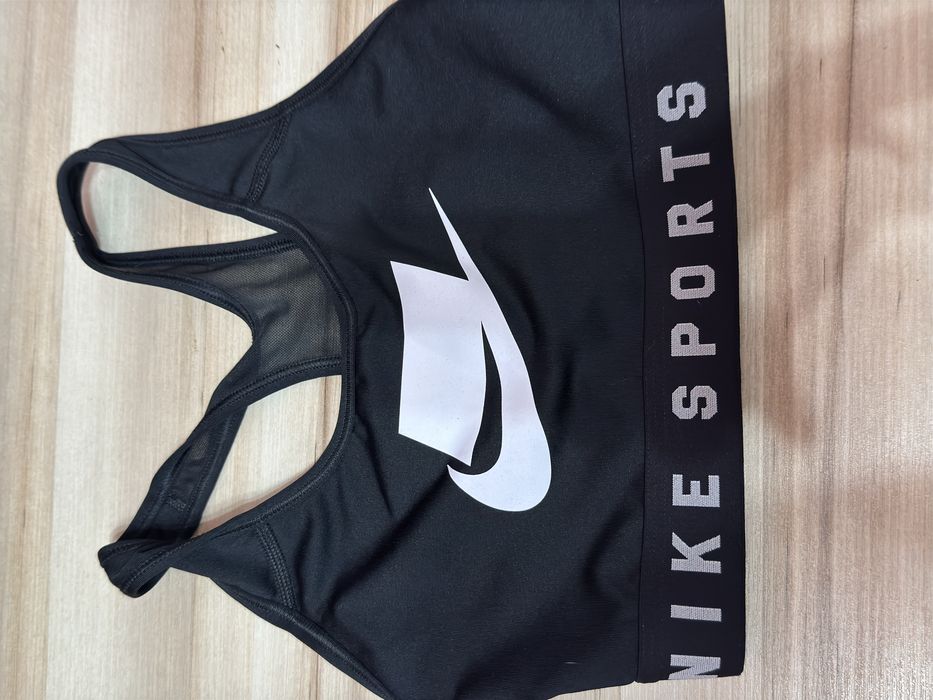 Дамски тениски Armani, Guess, Nike, Calvin Klein, Superdry