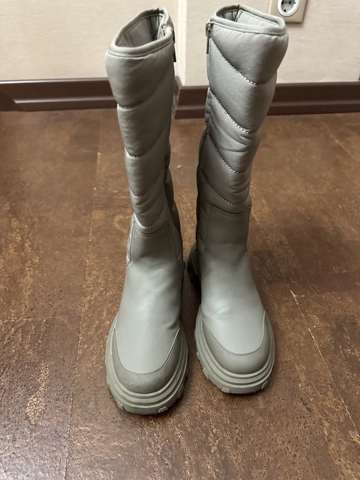 Сапоги демисезонные Zara для девочки 33 р.