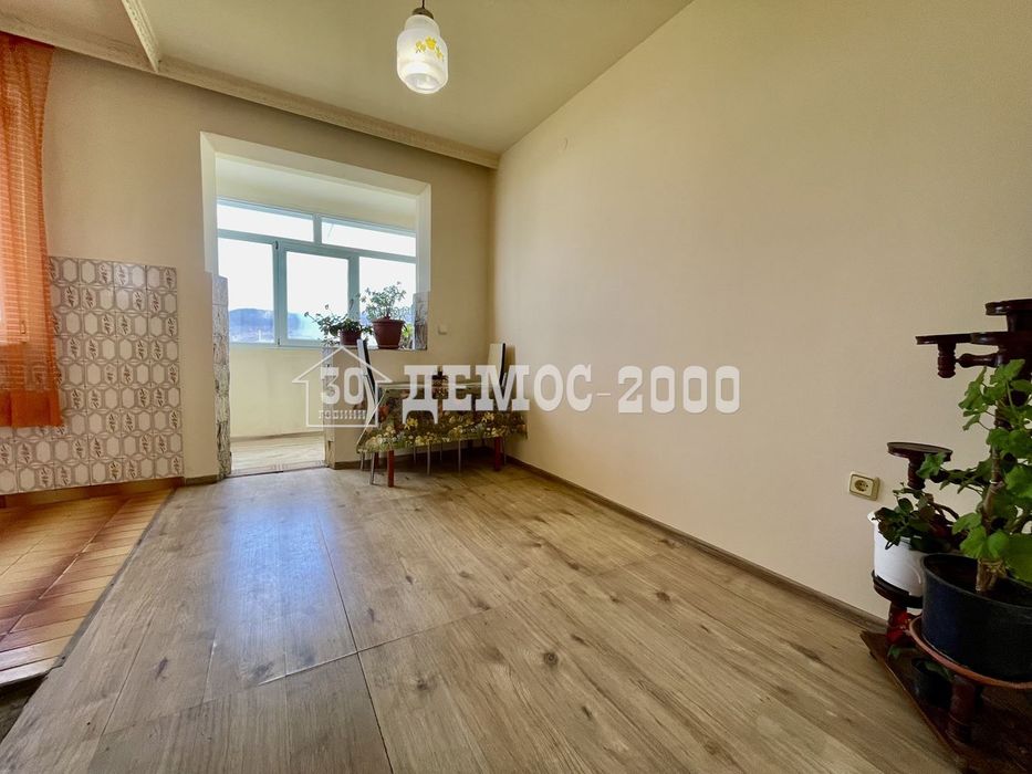 Продава се Тристаен апартамент в Варна, Владислав Варненчик - 94 кв.м за 830 €/кв.м - Снимка #2