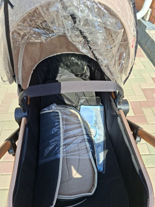 Продам детскую коляску