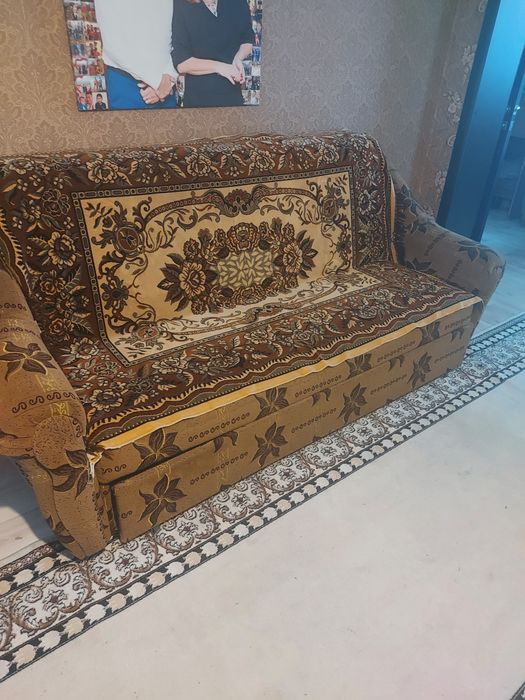 Продам диван и 2 кресла