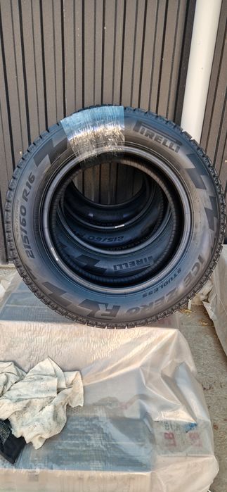 Продам шины Pirelli 215/60 r16