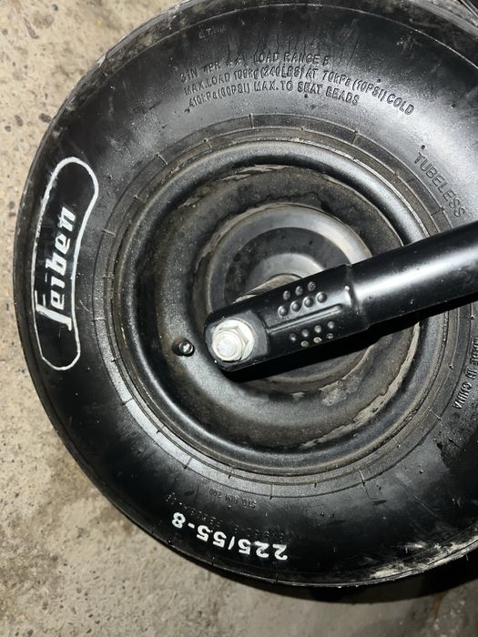 Vand scuter electric intreg sau pe piese