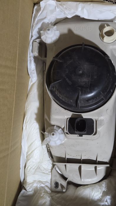 Продам  фары на гольф 3