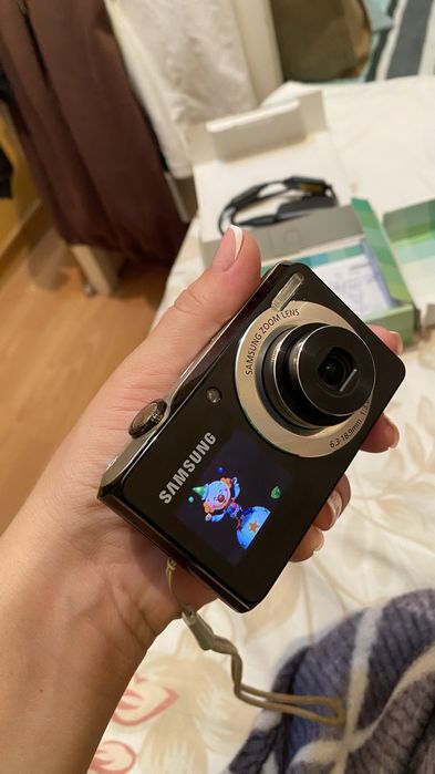 Фотоаппарат Samsung PL 100 ZBP