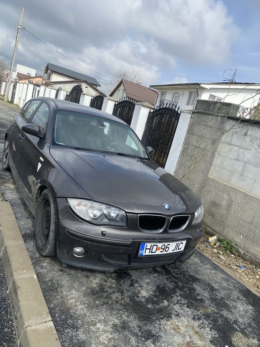 Vand pentru dezm sau reparat bmw seria 1 2007 nj porneste