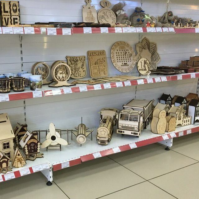 Ровер хизмати. Услуга ровер. Акрил, алюкобонд МДФ, оргстекло, фомикс