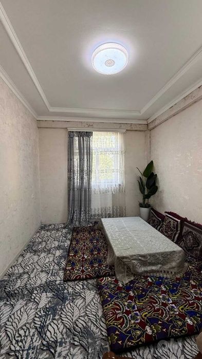 Farg'ona shaxar, Kirgili shirotkada 2-xonalik uy sotiladi.