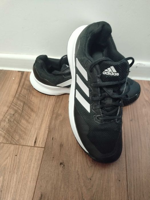 Adidasi pentru barbati