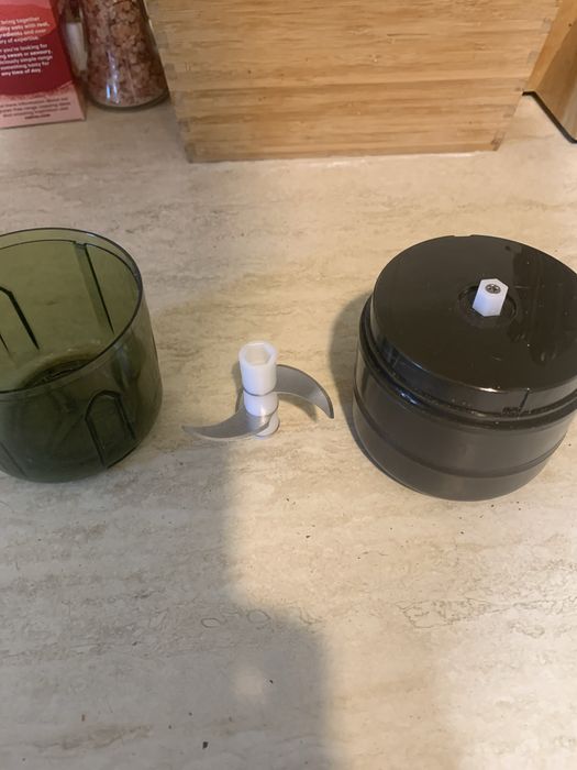 Blender portabil si reincarcabil