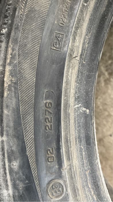 Продам резину в отличном состоянии. R18