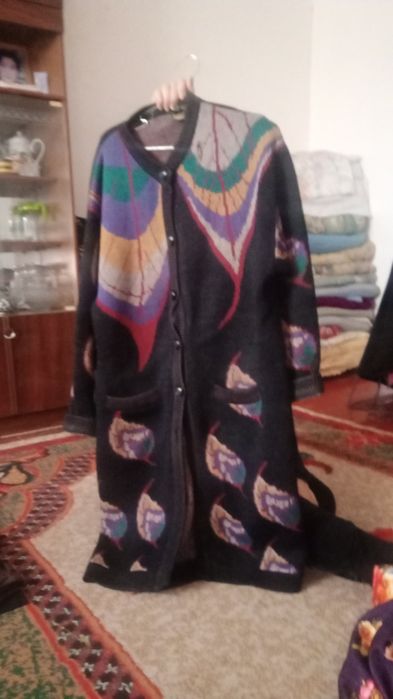 Тауыс жемпир гоне