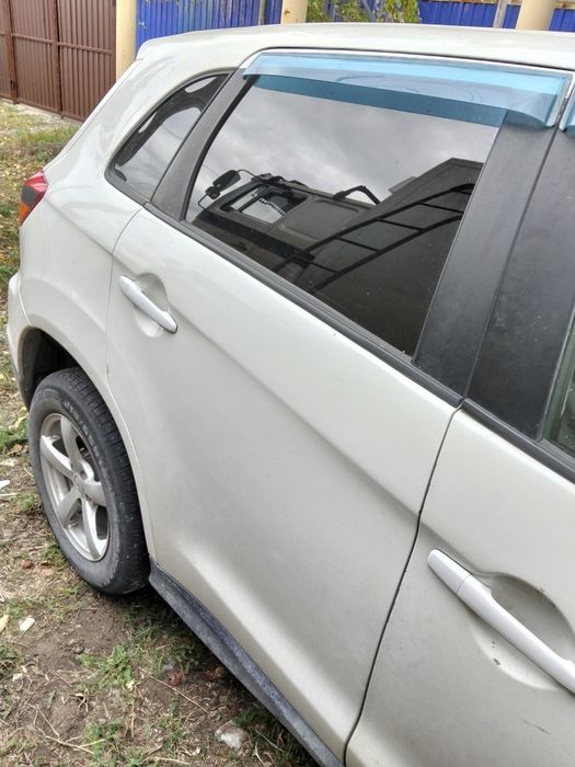 Автомобиль Митсубиси