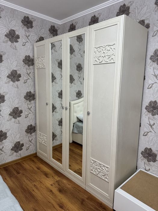 Б/у спальная гарнитура