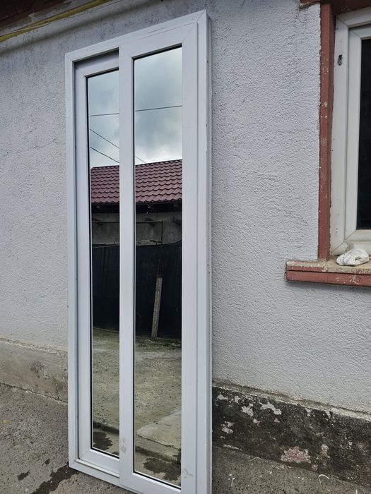 Se vinde usa culisanta