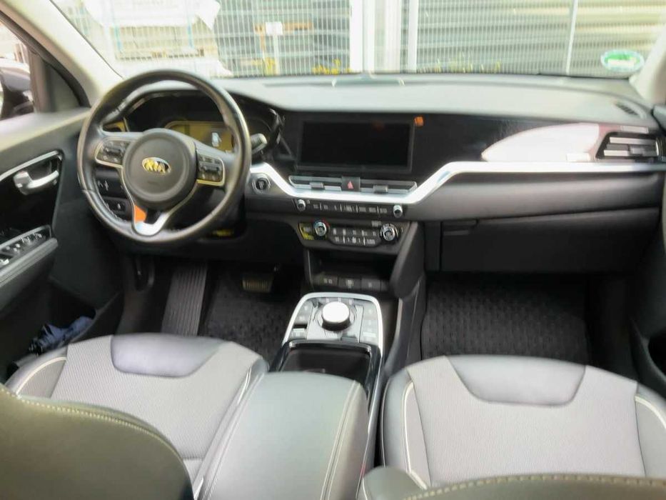 Kia Niro electric drive 204ks 150kW 64kWh Vision