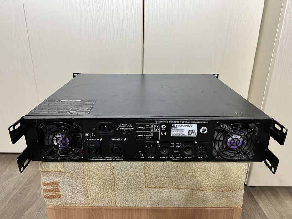 Усилитель мощности Electro-Voice Q1212