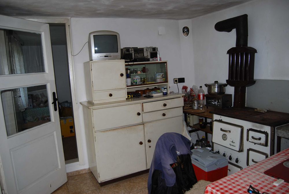 КЪЩА, с. Беренде, област София