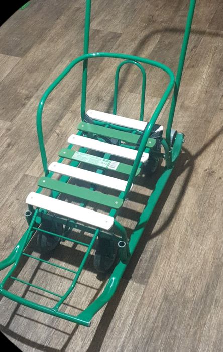 Продам зимние санки