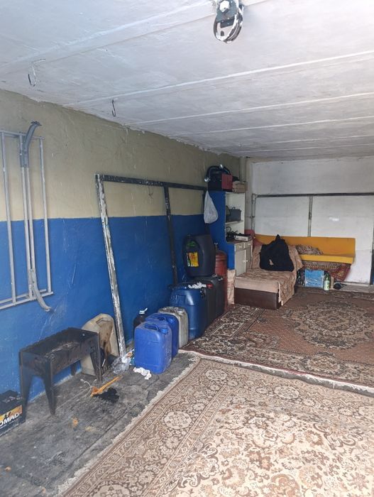 Продам гараж 14 микр