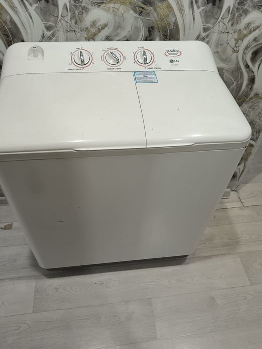 Продам стиральную машинку