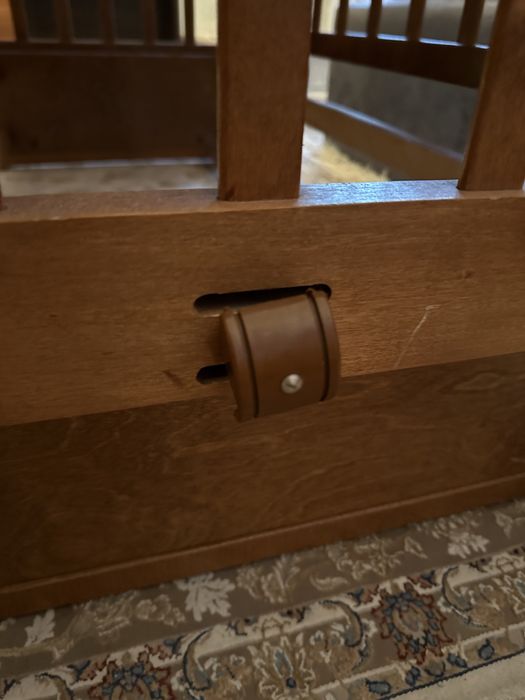 Детская кроватка