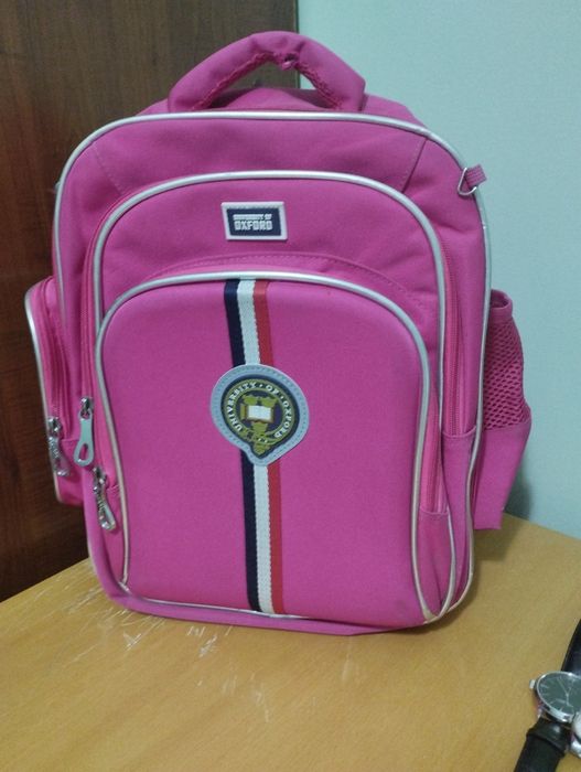 Школьний портфель