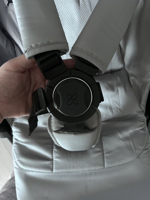 Vand carucior 1500 lei, usor negociabil