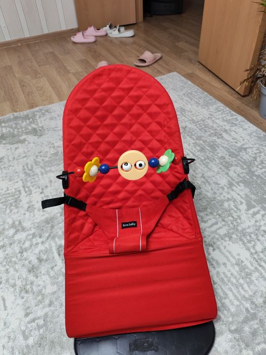 Продам шезлонг детский