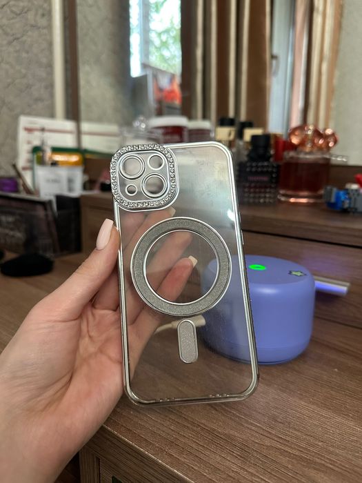 Чехлы на Iphone 14